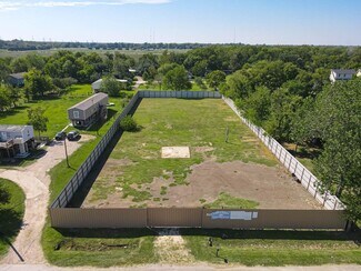 Plus de détails pour 515 Cris Rd, Rosenberg, TX - Terrain à vendre