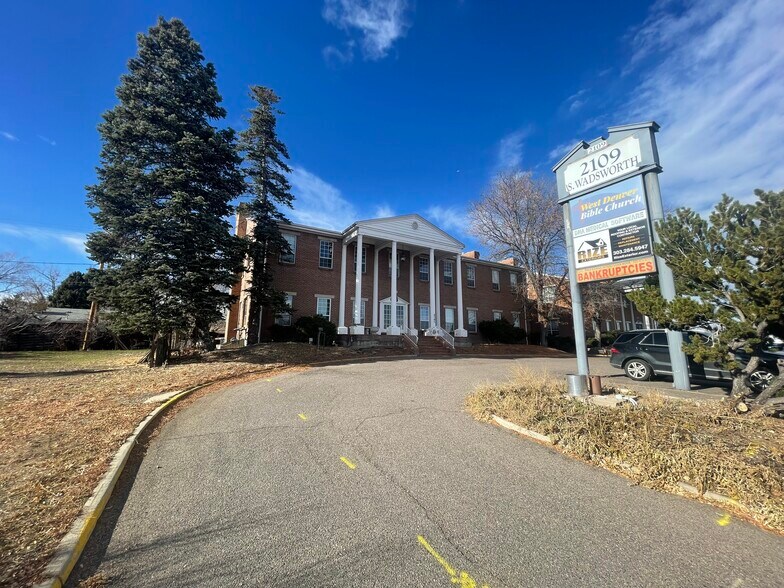 2109 S Wadsworth Blvd, Lakewood, CO à louer - Photo de l’immeuble – Image 3 sur 7