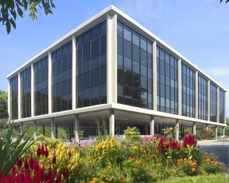 Plus de détails pour 75 Lane Rd, Fairfield, NJ - Bureau à louer