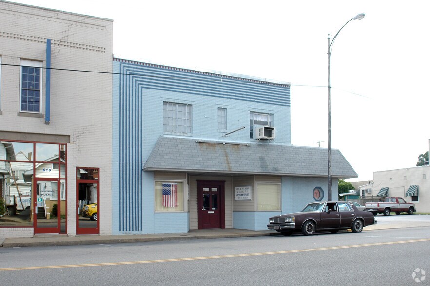 617 N Main St, Evansville, IN à vendre - Photo de l’immeuble – Image 2 sur 2