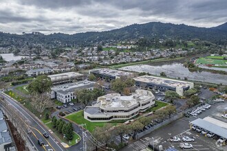 100 Tamal Vista Blvd, Corte Madera, CA - VUE AÉRIENNE  vue de carte
