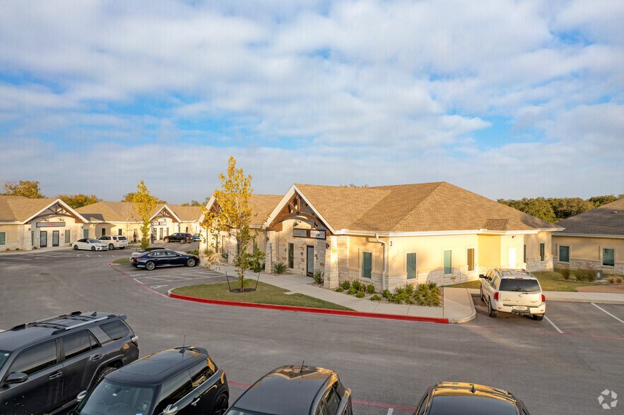 1210 Cottonwood Crk, Cedar Park, TX à louer - Photo de l’immeuble – Image 2 sur 6