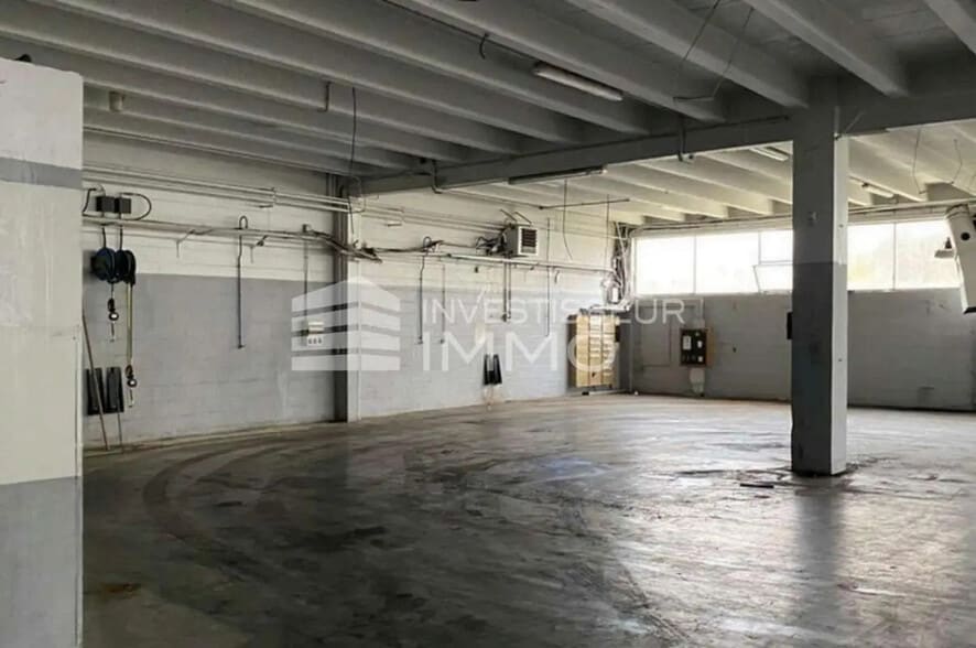 Local commercial dans Aulnay-sous-Bois à louer - Photo intérieure – Image 2 sur 6