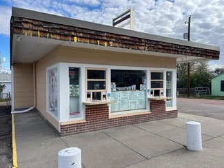Plus de détails pour 112 McPherson St, Crawford, NE - Local commercial à vendre
