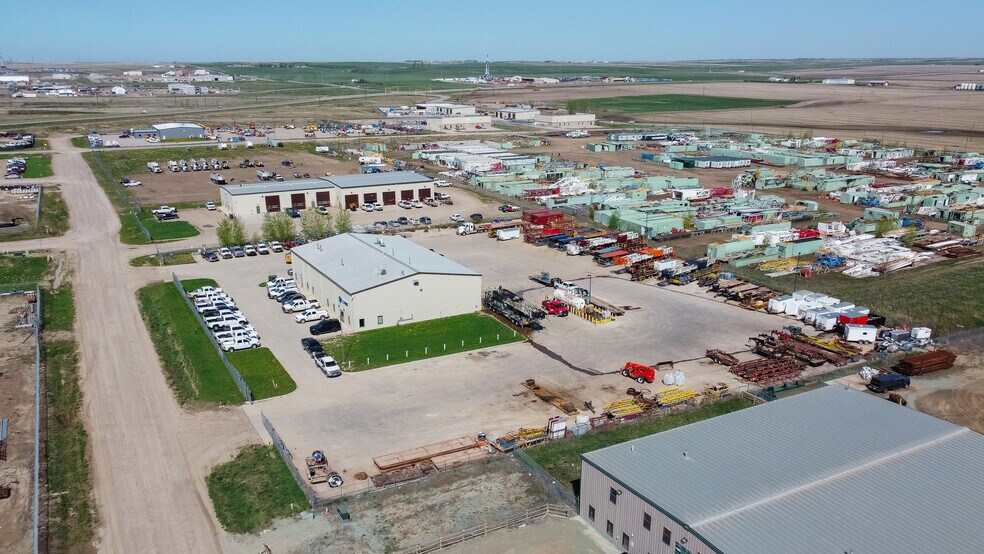 14031 Bennett Loop, Williston, ND à louer - Photo de l’immeuble – Image 2 sur 18