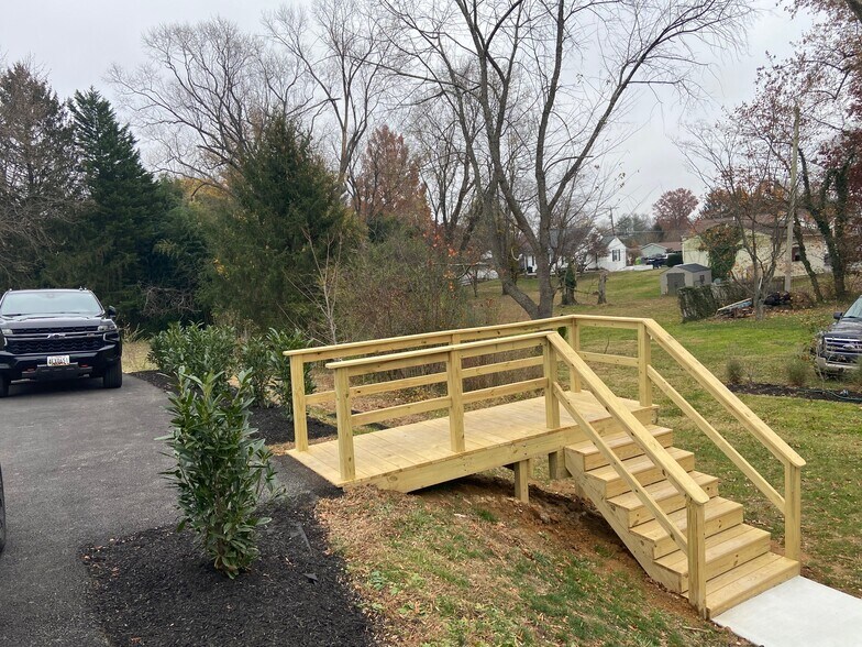 909 S Main St, Bel Air, MD à louer - Photo de l’immeuble – Image 3 sur 18