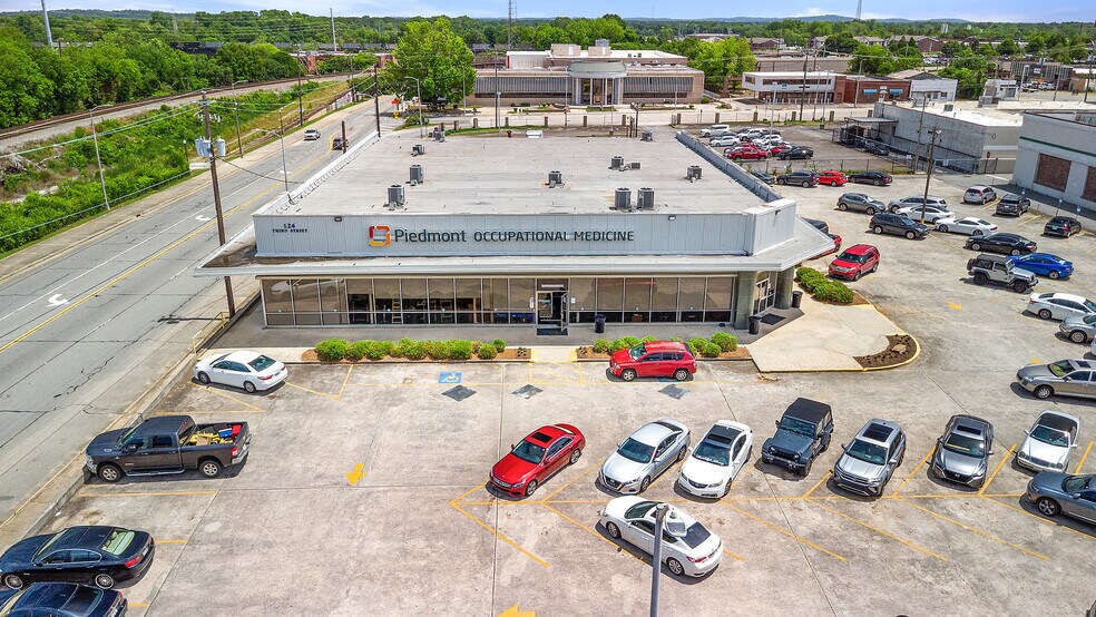 124 3rd St, Macon-Bibb, GA à vendre - Photo de l’immeuble – Image 3 sur 8