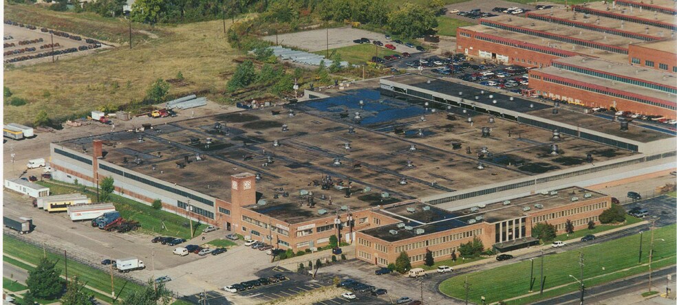 4500 Lee Rd, Cleveland, OH à louer - Autre – Image 2 sur 6