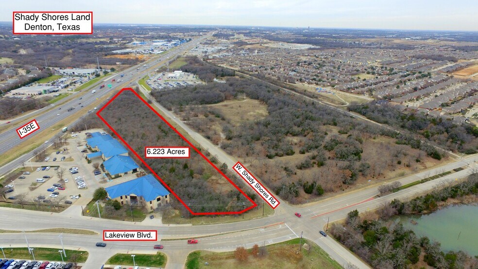 2238 Shady Shores Road, Denton, TX à vendre - Photo de l’immeuble – Image 3 sur 3