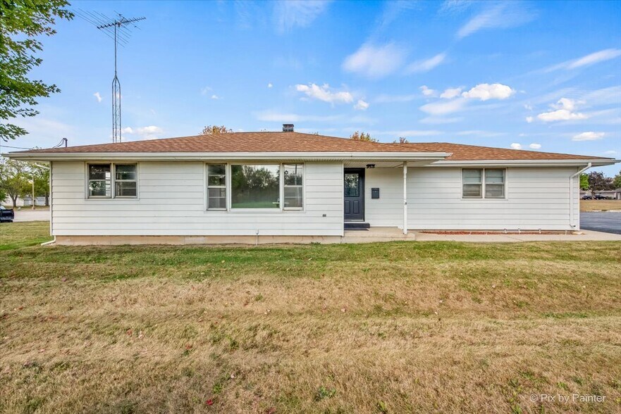 124 E Oak Knoll Dr, Hampshire, IL à vendre - Photo de l’immeuble – Image 1 sur 32