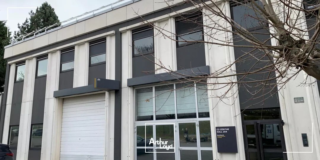 17-21 Rue Du Petit Albi, Cergy à louer Photo de l’immeuble– Image 1 sur 7