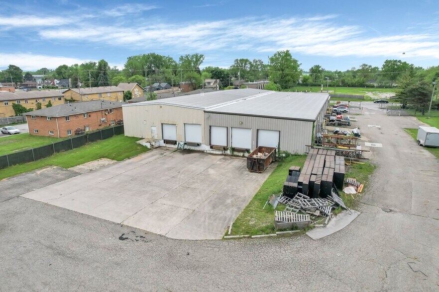 1985 Oakland Park Ave, Columbus, OH à louer - Photo de l’immeuble – Image 3 sur 38