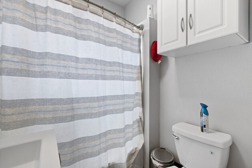 13350 Kimble Ct, San Martin, CA à vendre - Photo de l’immeuble – Image 3 sur 39