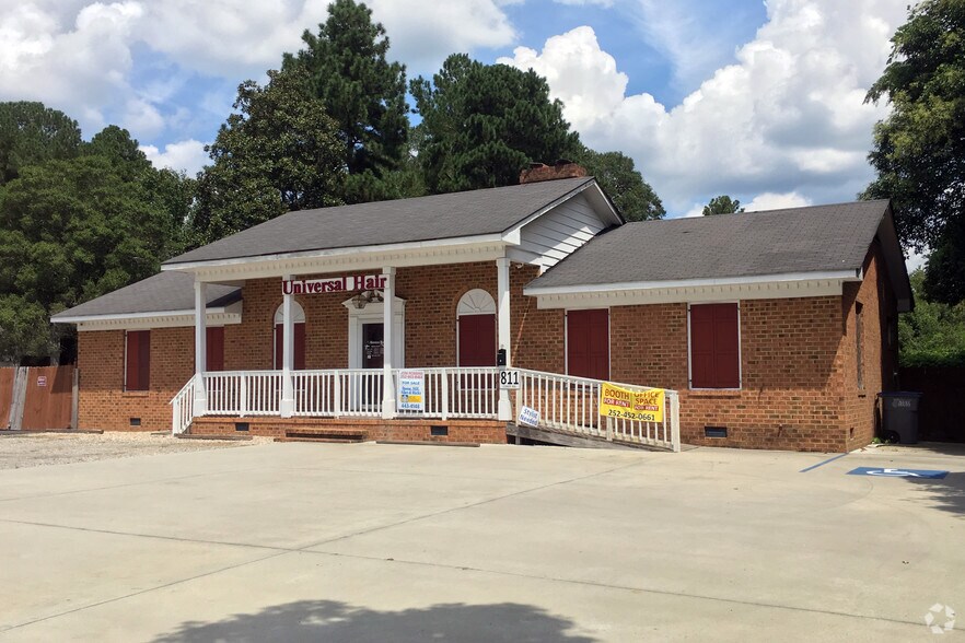 811 Cokey Rd, Rocky Mount, NC à louer - Photo de l’immeuble – Image 1 sur 5