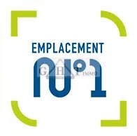 Plus de détails pour Local commercial à vendre