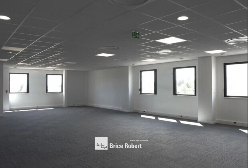 30 Rue Champ Dolin, Saint-Priest à vendre - Photo intérieure – Image 2 sur 14