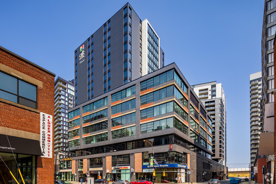 100 Rue Peel, Montréal, QC à louer - Photo de l’immeuble – Image 3 sur 28