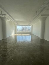 1206 S Maple Ave, Los Angeles, CA à louer Photo intérieure– Image 1 sur 1