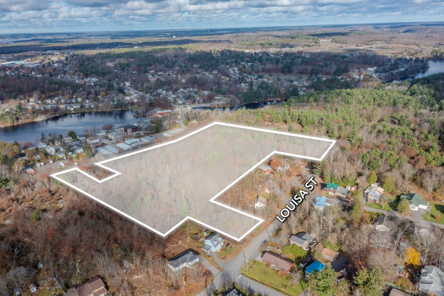 Louisa Street, Parry Sound, ON à vendre - Aérien – Image 2 sur 3