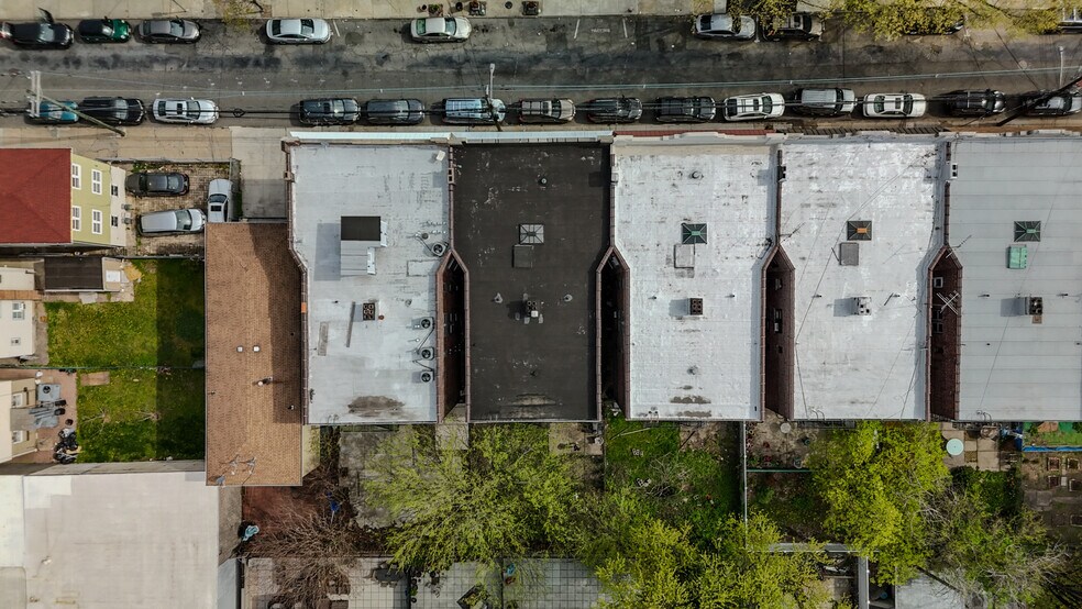 65 Hopkins Ave, Jersey City, NJ à vendre - Photo de l’immeuble – Image 3 sur 22
