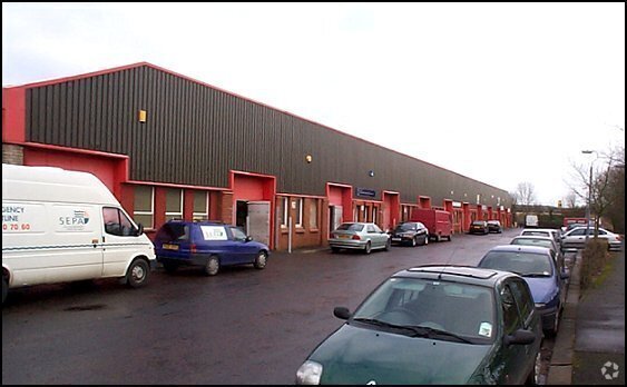 19-39 Tennant Ave, East Kilbride à louer - Photo de l’immeuble – Image 1 sur 3