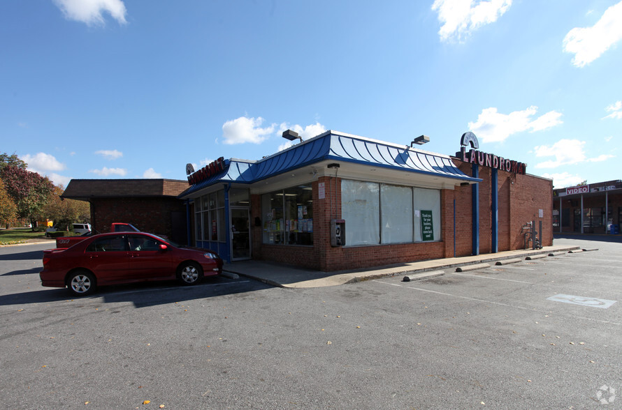 9113-9145 Riggs Rd, Adelphi, MD à louer - Photo de l’immeuble – Image 3 sur 3