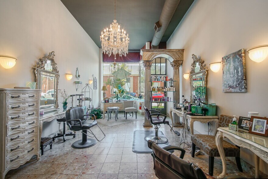 440 N Main St, Glen Ellyn, IL à louer - Photo intérieure – Image 2 sur 22