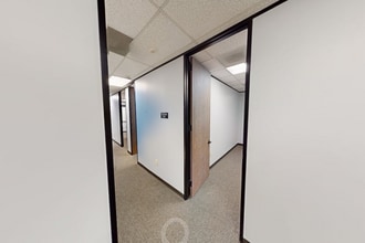 8554 Katy Fwy, Houston, TX à louer Numérisation 3D Matterport– Image 1 sur 2