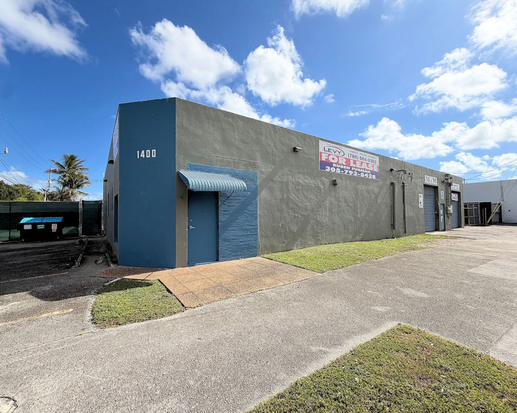 1400 NE 131st St, North Miami, FL à louer Photo de l’immeuble– Image 1 sur 19