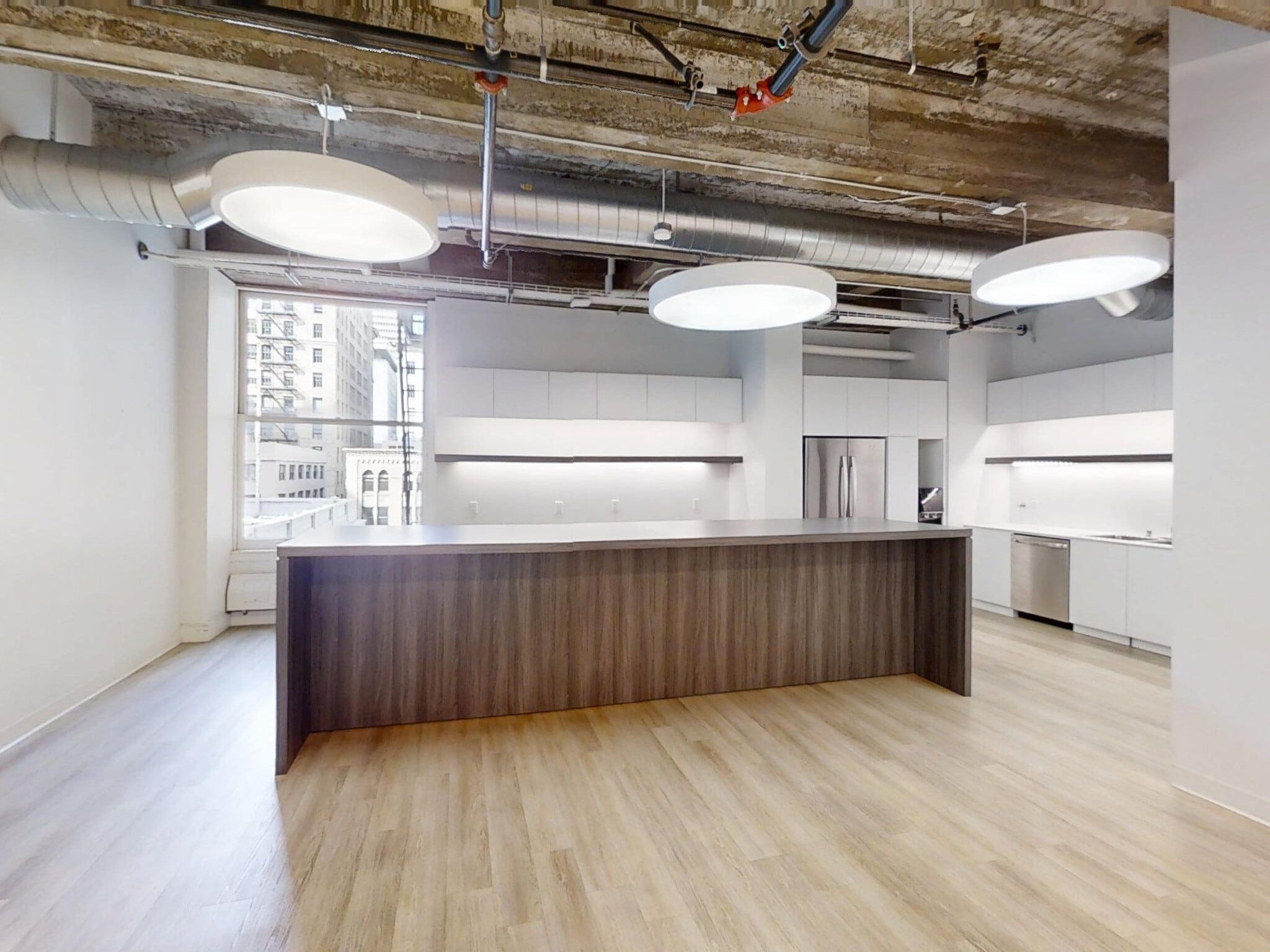 220 Montgomery St, San Francisco, CA à louer Photo intérieure– Image 1 sur 3