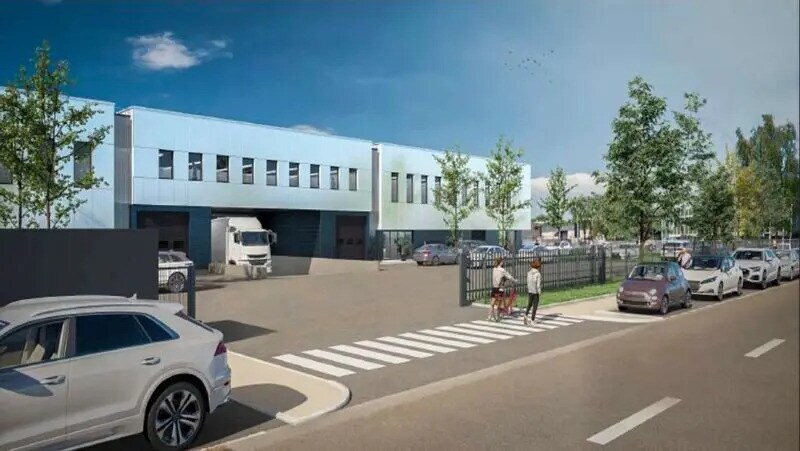 Local d’activités dans Ozoir-la-Ferrière à louer - Photo de l’immeuble – Image 1 sur 7