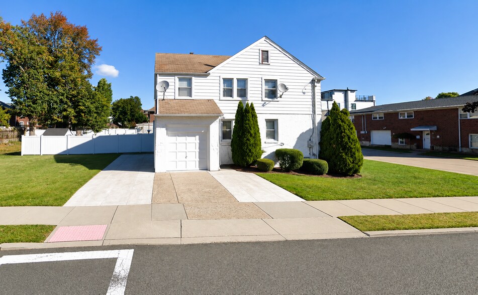 501 Highridge Ave, Cliffside Park, NJ à vendre - Photo de l’immeuble – Image 3 sur 9