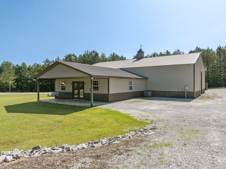 545 W 4th St, Parsons, TN à vendre - Photo principale – Image 1 sur 33
