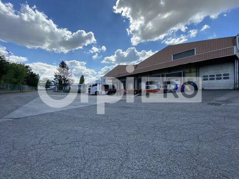 11 Rue Jules Ferry, Saint-Symphorien-d'Ozon à louer - Photo de l’immeuble – Image 3 sur 11