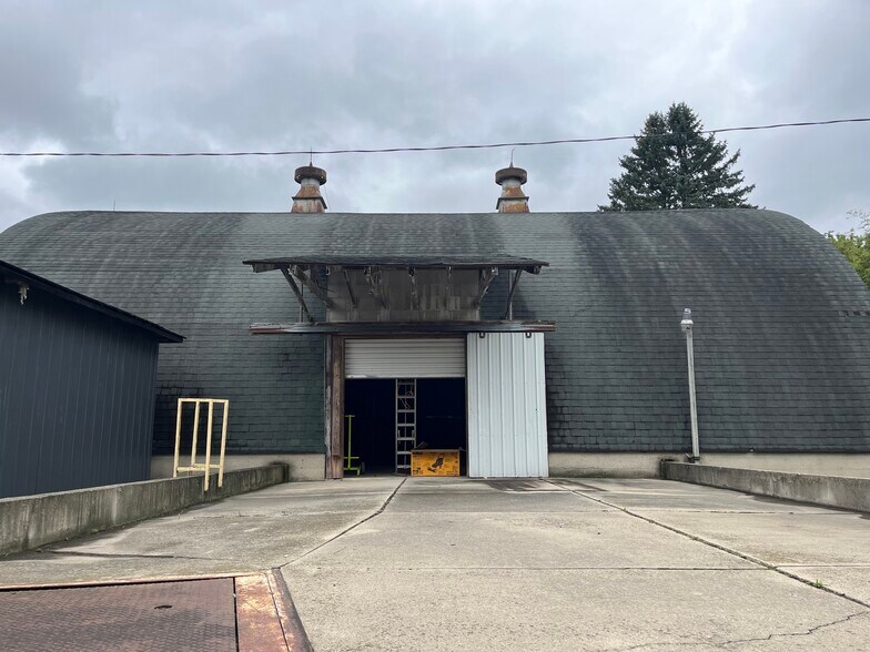 11525 Depot St, Alto, MI à vendre - Photo de l’immeuble – Image 2 sur 7