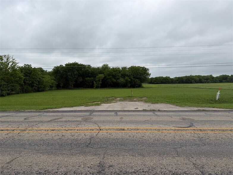 1520 Weatherford Hwy, Granbury, TX à vendre - Photo principale – Image 1 sur 5