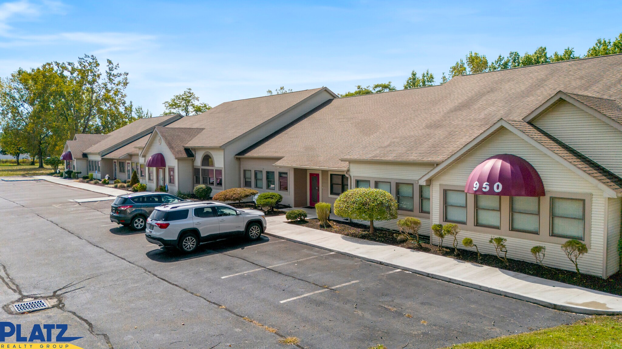 950 Youngstown Warren Rd, Niles, OH à louer Photo de l’immeuble– Image 1 sur 13