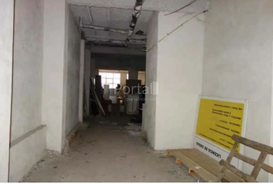 Local commercial dans León, León à vendre - Photo de l’immeuble – Image 2 sur 5