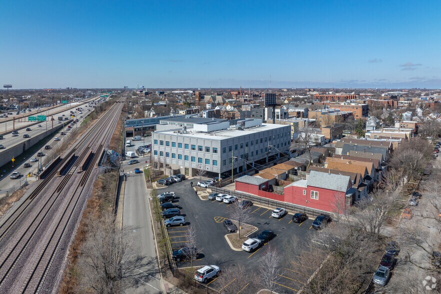2923 N California Ave, Chicago, IL à louer - Aérien – Image 3 sur 10