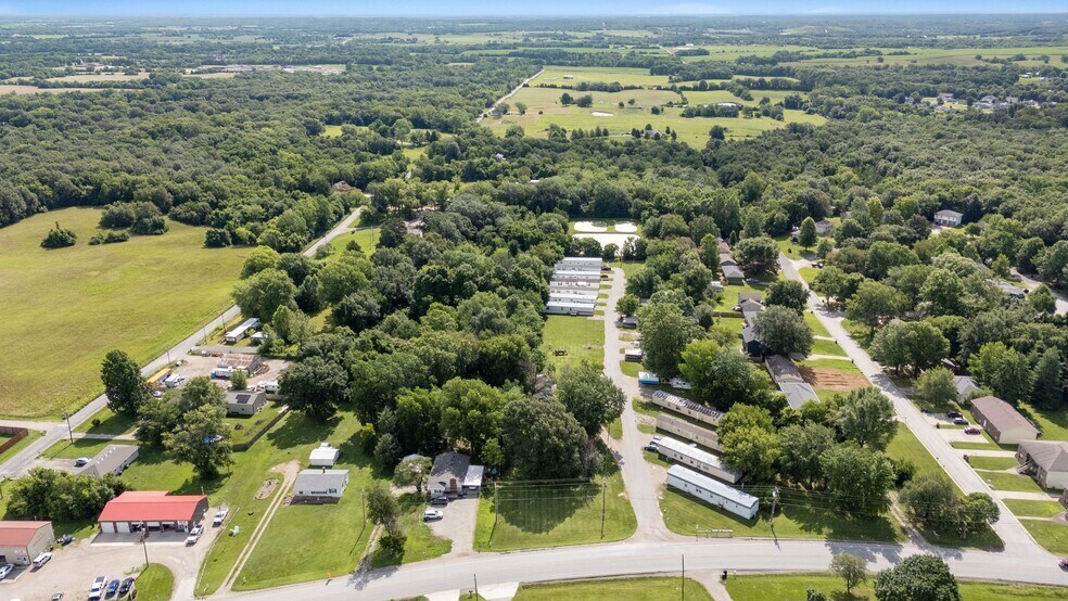 183 SE State Route 13, Warrensburg, MO à vendre - Photo de l’immeuble – Image 3 sur 4