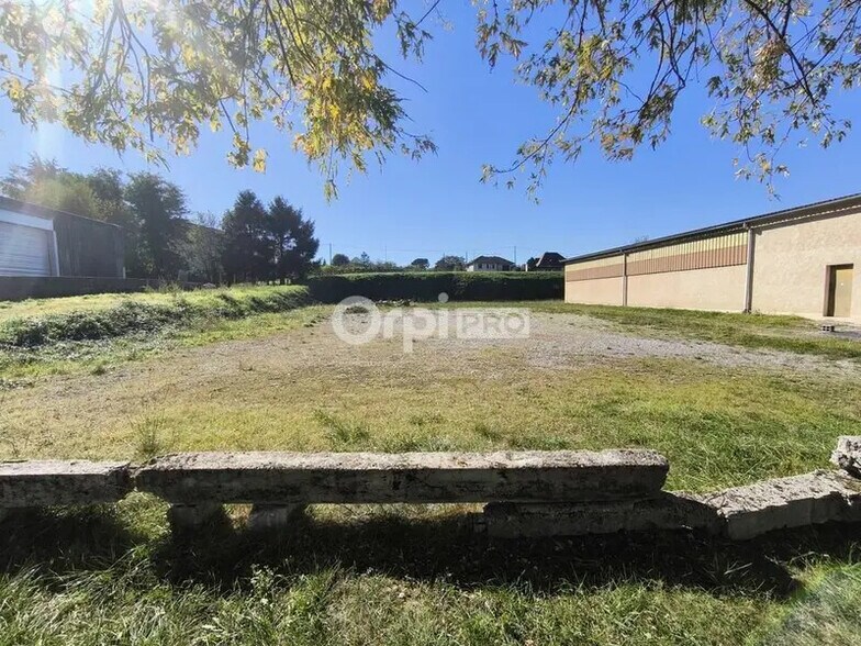 Terrain dans Brive-la-Gaillarde à vendre - Photo de l’immeuble – Image 1 sur 4