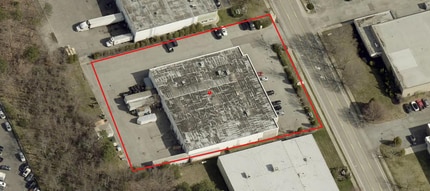 54 Old Dock Rd, Yaphank, NY à louer Aérien– Image 2 sur 2