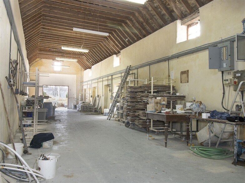 Vacant Retail Unit (Formerly The Tain Pottery), Tain à vendre - Photo de l’immeuble – Image 3 sur 19