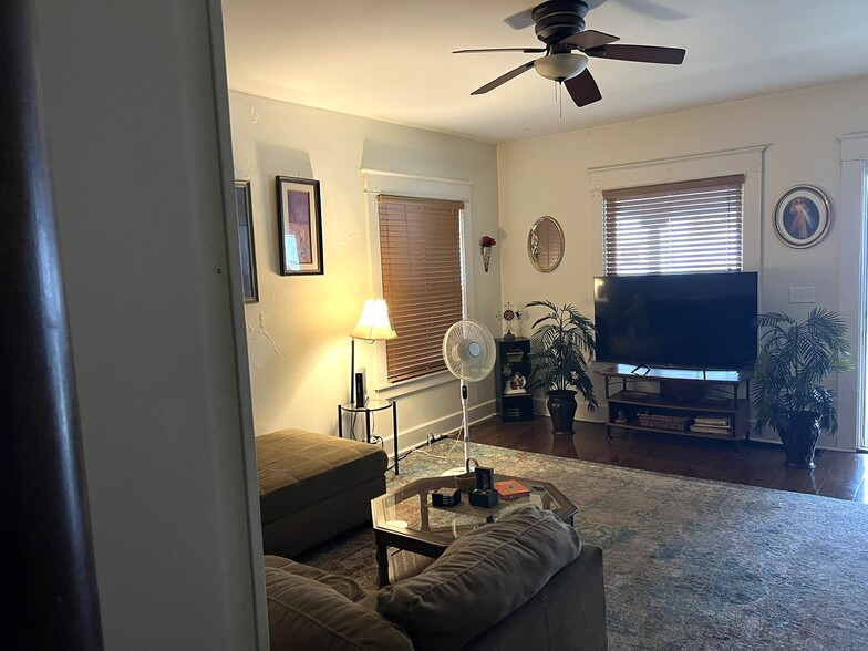 713 Reed St, Columbus, IN à vendre - Photo intérieure – Image 3 sur 16