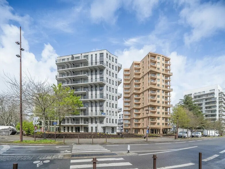 Local commercial dans Nantes à vendre - Photo de l’immeuble – Image 1 sur 9