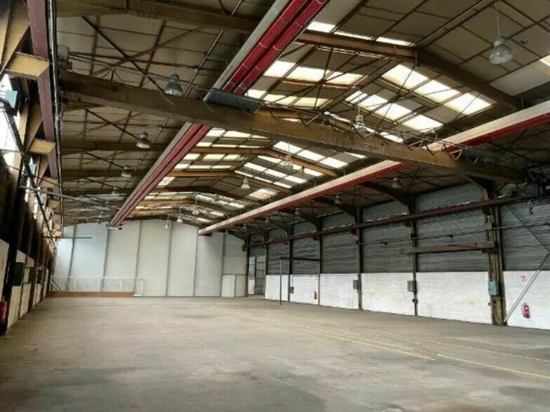 Local d’activités dans Exincourt à louer - Photo intérieure – Image 3 sur 4