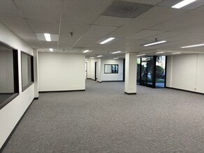 2820-2834 La Mirada Dr, Vista, CA à louer Photo intérieure– Image 1 sur 15