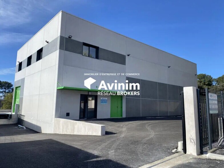 Industriel/Logistique dans Le Muy à louer - Photo de l’immeuble – Image 3 sur 18