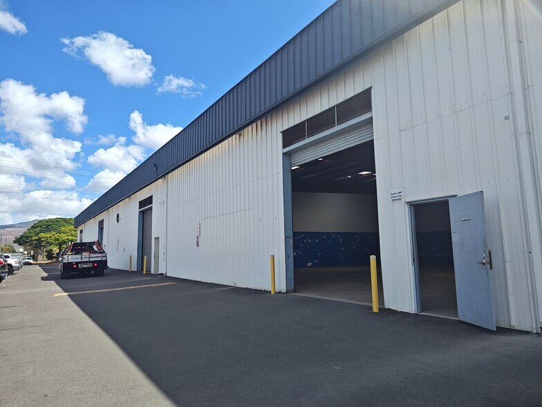 91-329 Kauhi St, Kapolei, HI à louer - Photo de l’immeuble – Image 2 sur 5