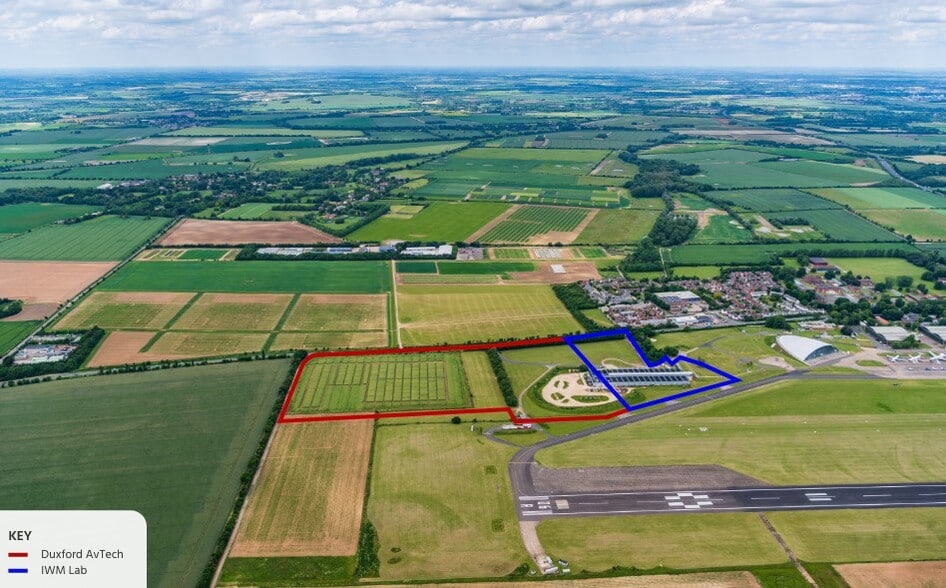 Duxford Avtech, Duxford à vendre - Photo principale – Image 1 sur 2